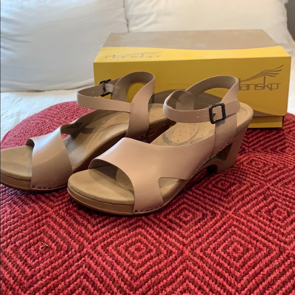 dansko clogs